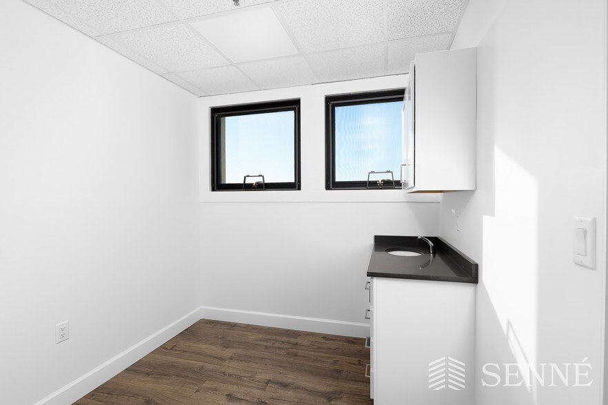 More Photos Of 209 Harvard St, Brookline Medical For Lease