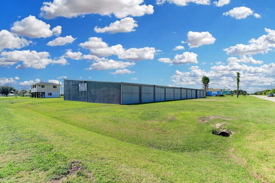 More Photos Of 1426 Nelson Ave, Port Bolivar Warehouse For Sale