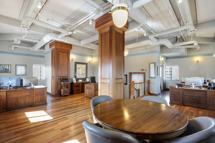 More Photos Of 1601 Arapahoe St, Denver Office For Sale