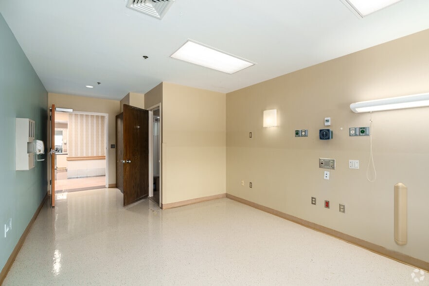 More Photos Of 201 Reeceville Rd, Coatesville Unknown For Lease