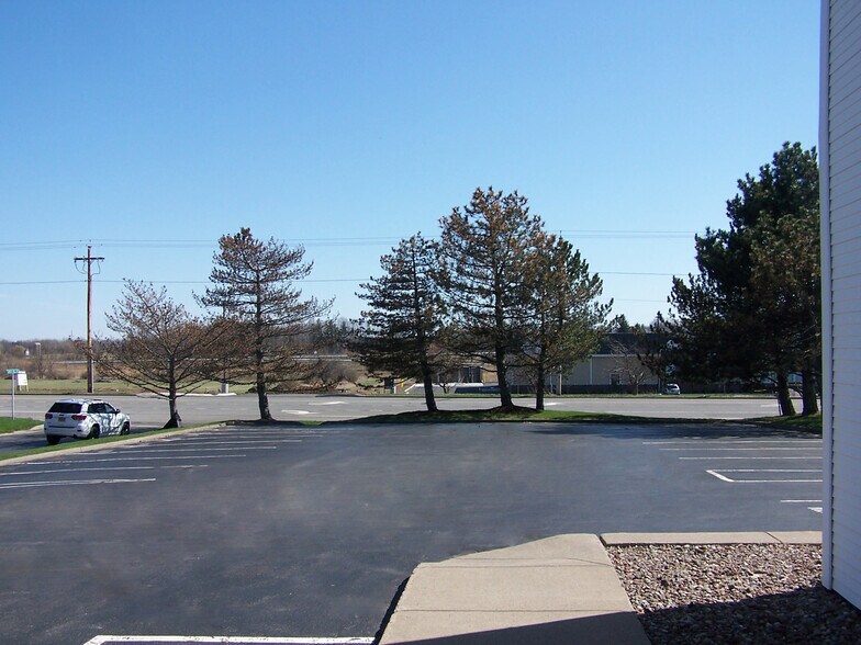 More Photos Of 21 Union Hill Dr, Spencerport Medical For Lease