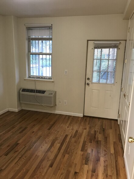 More Photos Of 153 Skillman St, Brooklyn Apartments For Lease