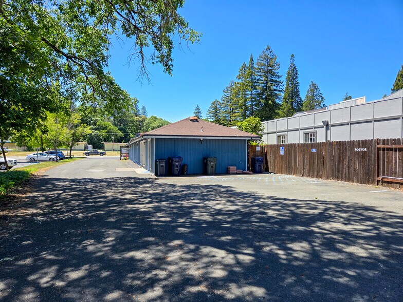 More Photos Of 1225 S Main St, Willits Medical For Sale