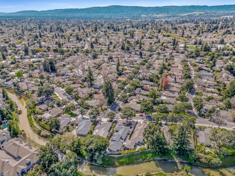 More Photos Of 1893 Woodland Ave, East Palo Alto Land For Sale