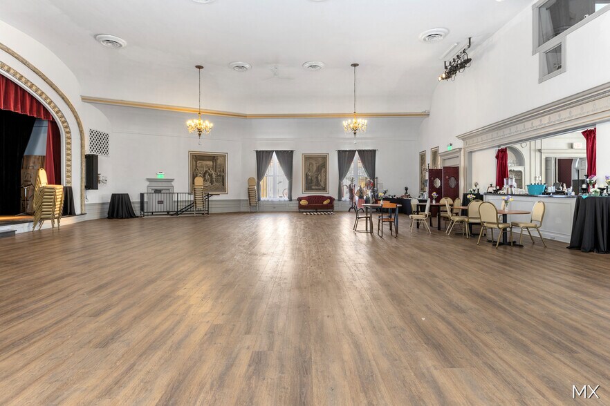 More Photos Of 61 Sheldon Blvd SE, Grand Rapids Loft Creative Space For Sale