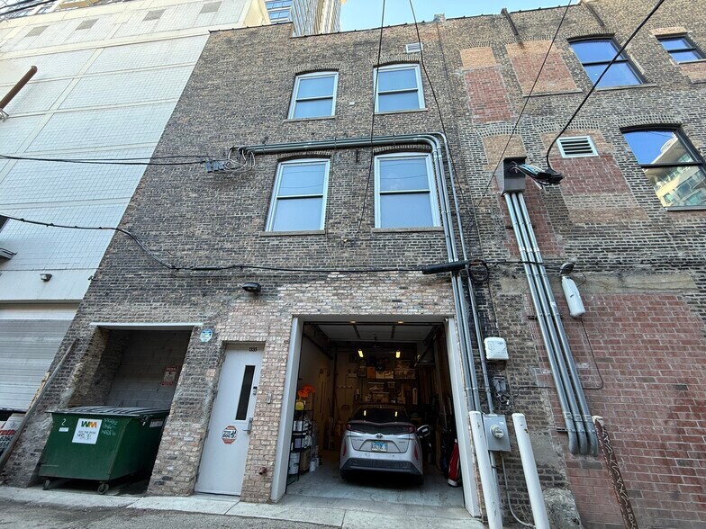 More Photos Of 1335 S Michigan Ave, Chicago Storefront Retail Office For Lease