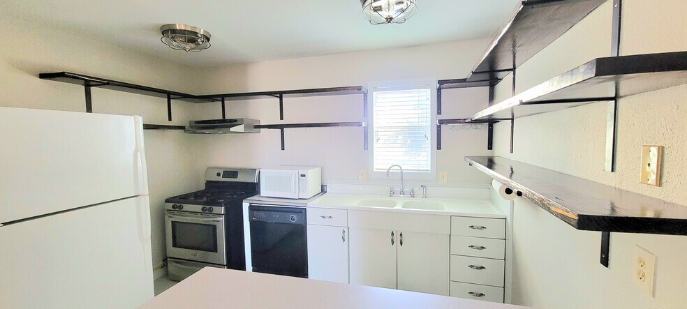 More Photos Of 1401 Truxillo St, Houston Office Residential For Sale