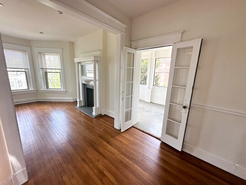 More Photos Of 3427 13th St NW, Washington Apartments For Sale
