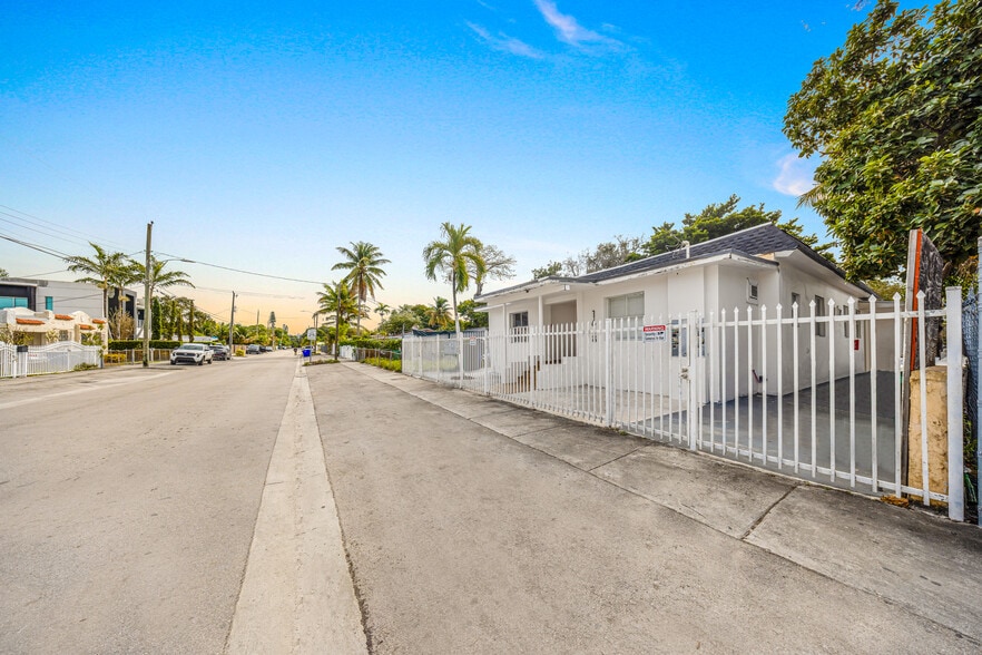 More Photos Of 1648 NW 33rd St, Miami Apartments For Sale