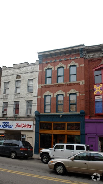 More Photos Of 1306 E Carson St, Pittsburgh Bar For Sale