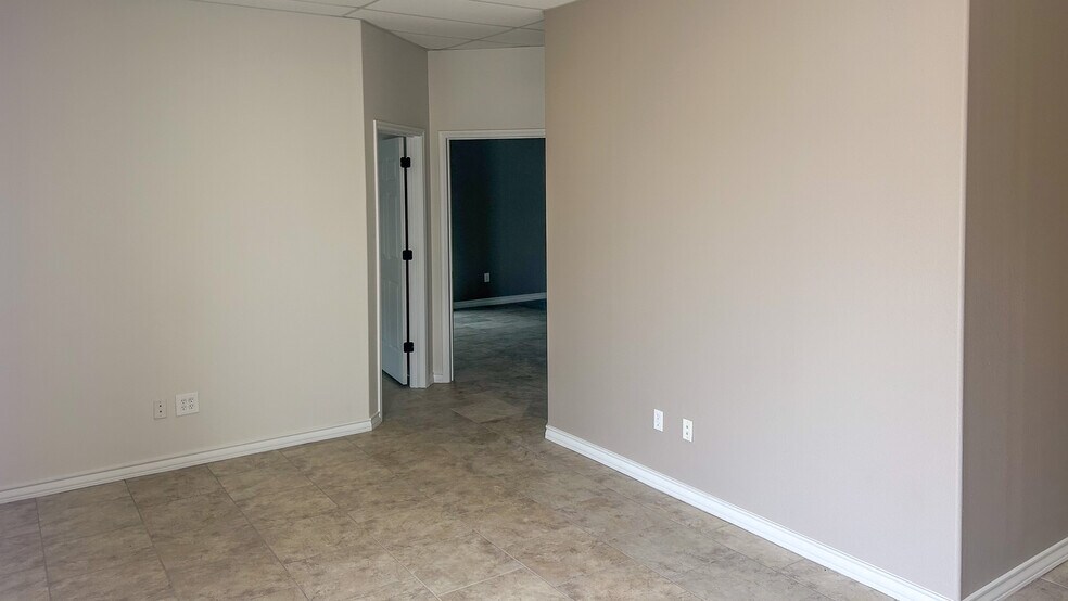 More Photos Of 3115 N County Road 1107, Midland Warehouse For Lease