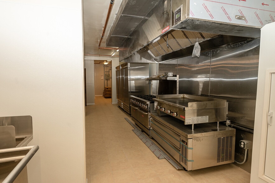 More Photos Of 5 N C St, Virginia City Restaurant For Lease