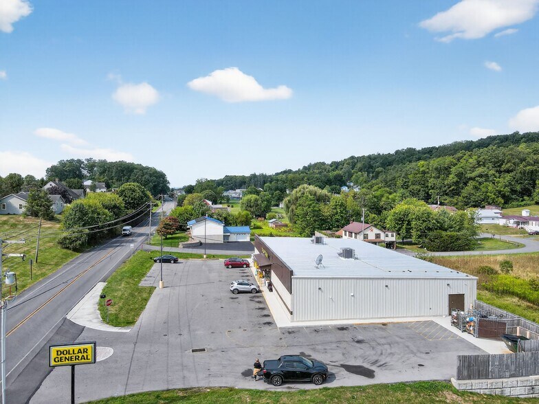 More Photos Of 1969 US Hwy 522 N, Lewistown Freestanding For Sale