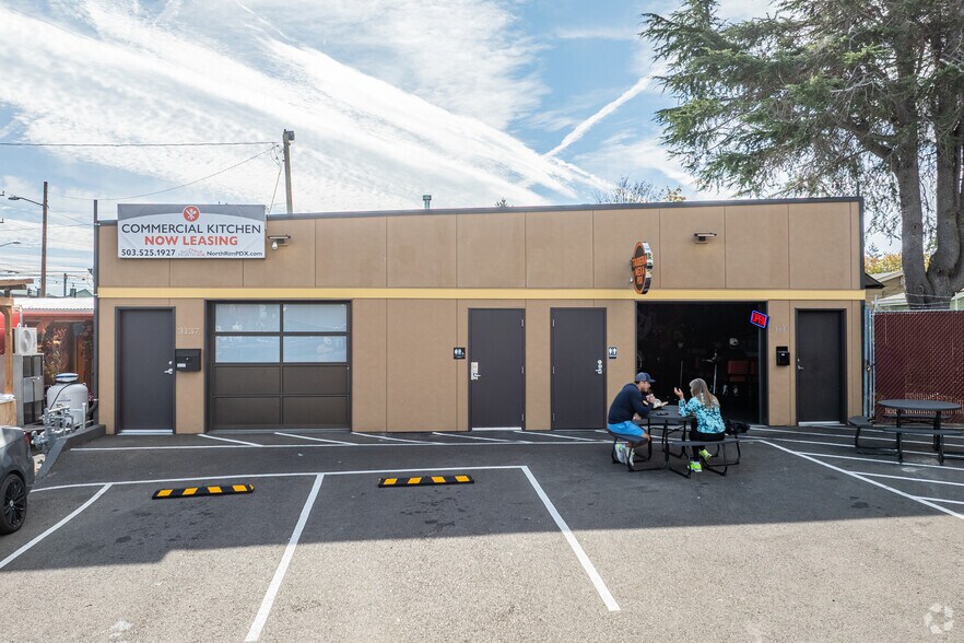 More Photos Of 3137 NE 82nd Ave, Portland Storefront Retail Office For Lease