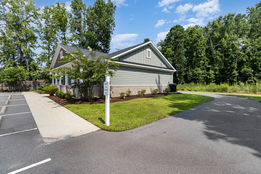 More Photos Of 125 Co Op Rd, Myrtle Beach Office Residential For Lease