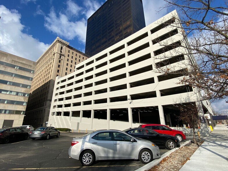 More Photos Of 40 N Main St, Dayton Office For Lease