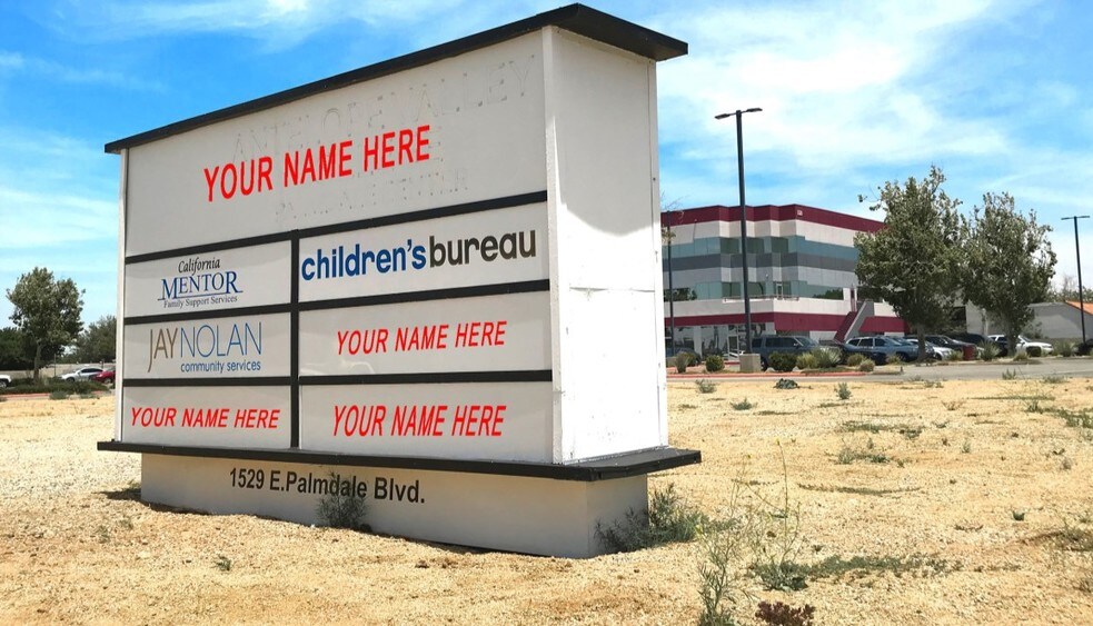 More Photos Of 1529 E Palmdale Blvd, Palmdale Office For Sale