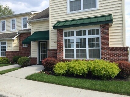 More Photos Of 408 Larch Cir, Wilmington Unknown For Lease