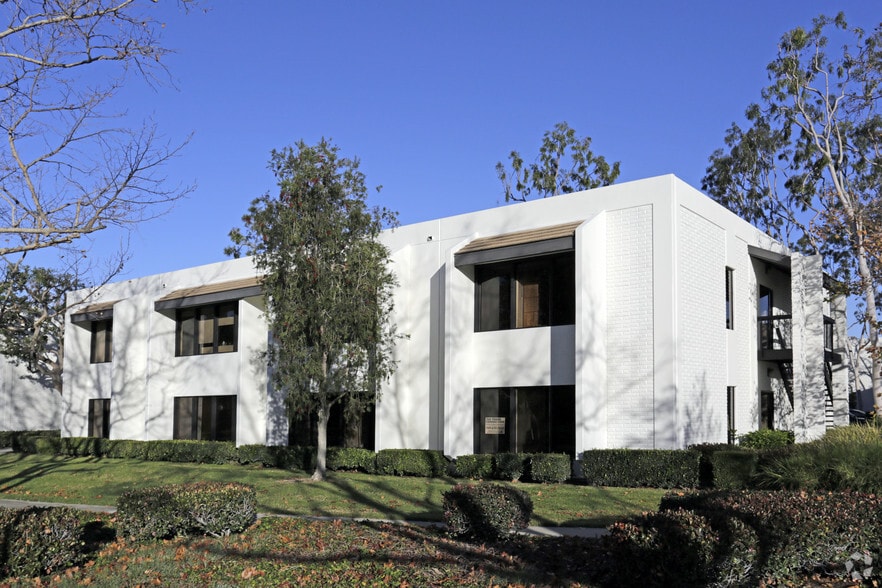 More Photos Of 17870 Sky Park Cir, Irvine Unknown For Lease