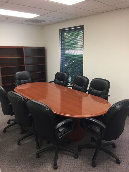 More Photos Of 1221 Farmers Ln, Santa Rosa Medical For Lease