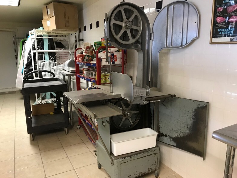 More Photos Of 12690 Pensamiento, San Elizario Convenience Store For Lease