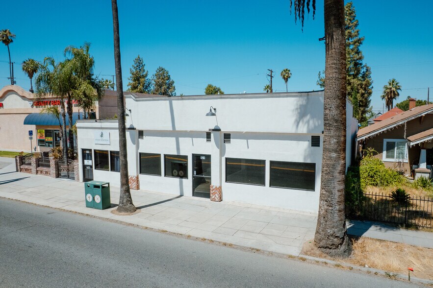 Primary Photo Of 819-821 Orange St, Redlands General Retail For Sale