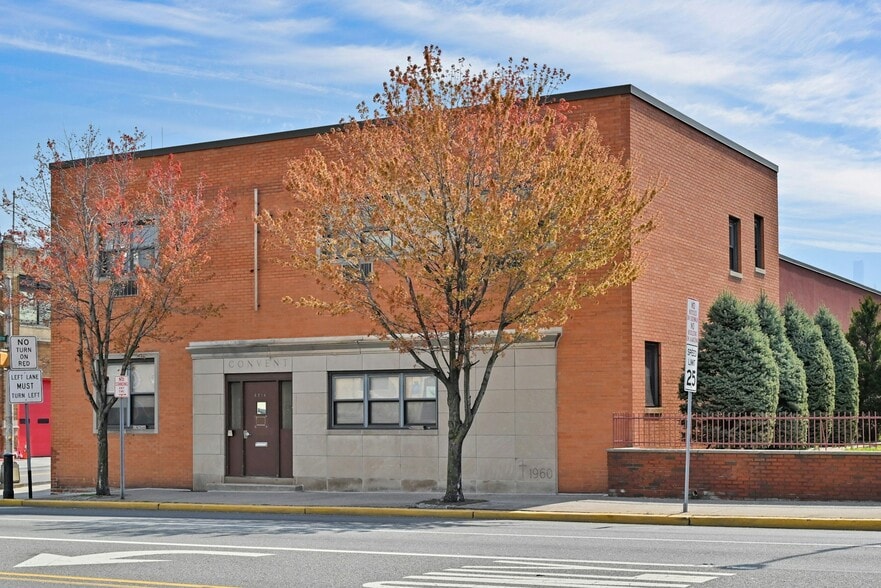 Primary Photo Of 4214 John F Kennedy Blvd, Union City Office For Lease