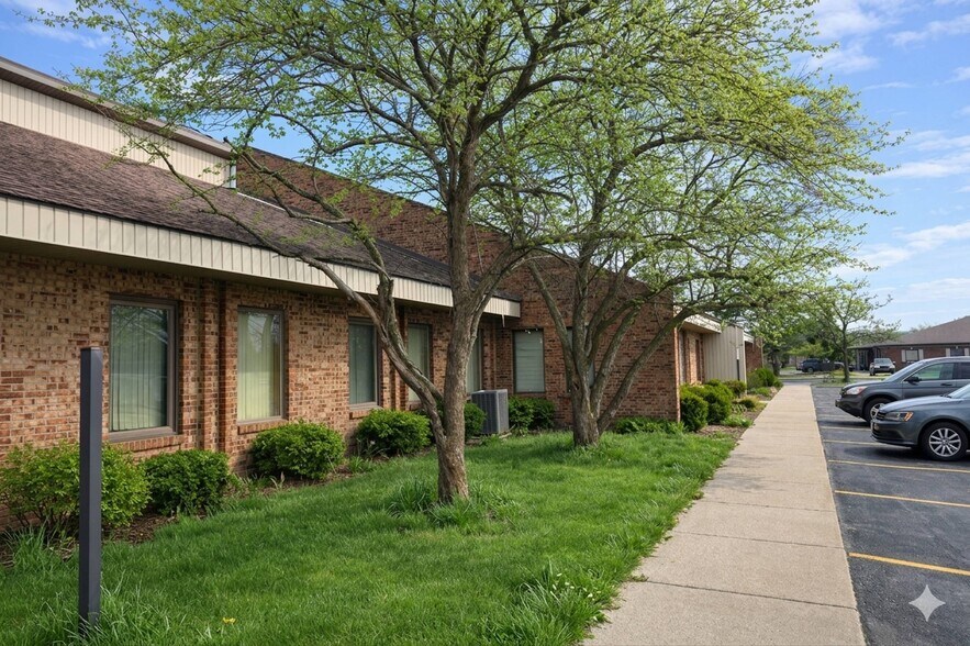 More Photos Of 8923 Broadway, Merrillville Medical For Lease