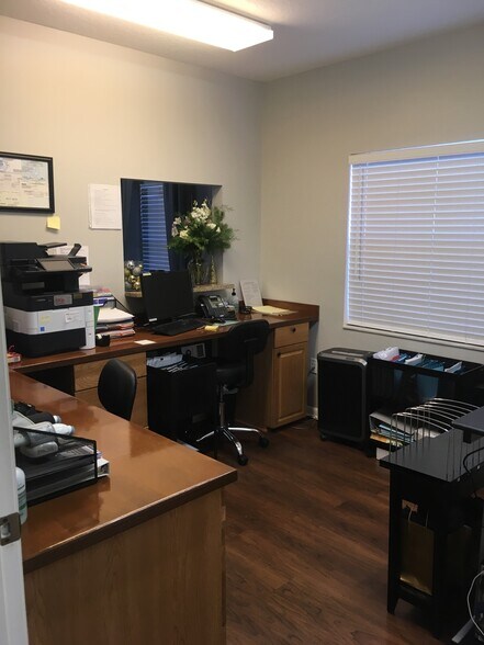 More Photos Of 17521-17523 N Dale Mabry Hwy, Lutz Medical For Lease