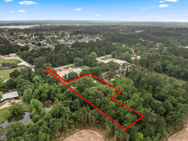 More Photos Of 18222 W FM 1097 Rd, Montgomery Flex For Lease