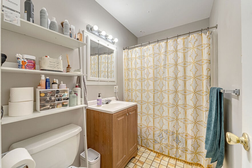 More Photos Of 1531 Green St, Philadelphia Apartments For Sale