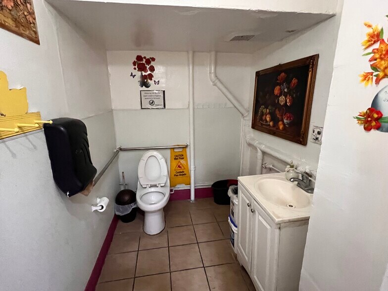 More Photos Of 545-555 Hyde St, San Francisco Apartments For Sale