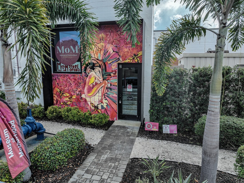 More Photos Of 2606 Fairfield Ave S, Saint Petersburg Light Manufacturing For Lease
