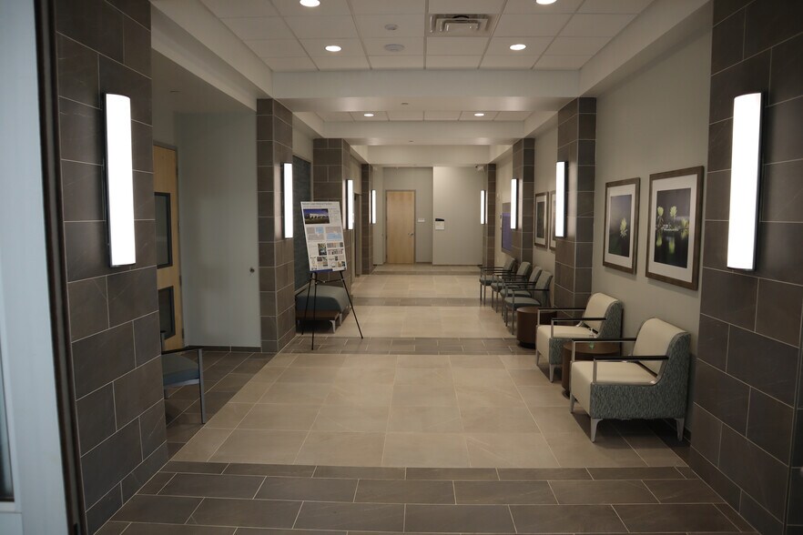 More Photos Of 11371 Cortez Blvd, Brooksville Medical For Lease