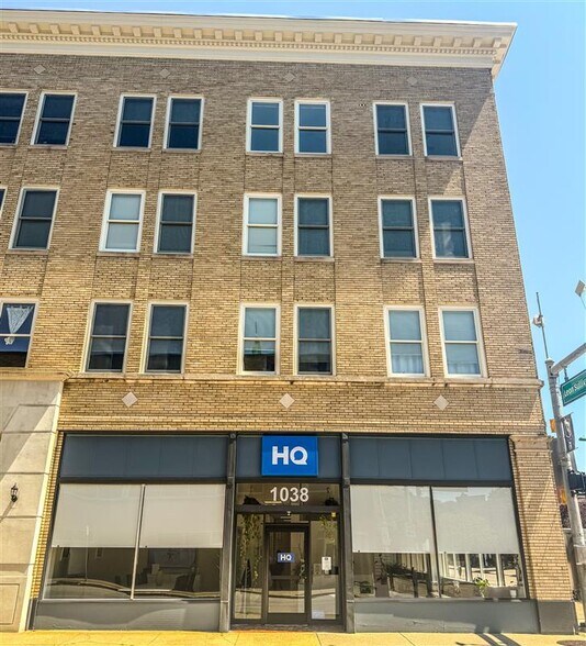 More Photos Of 1030 Quarrier St, Charleston Apartments For Lease