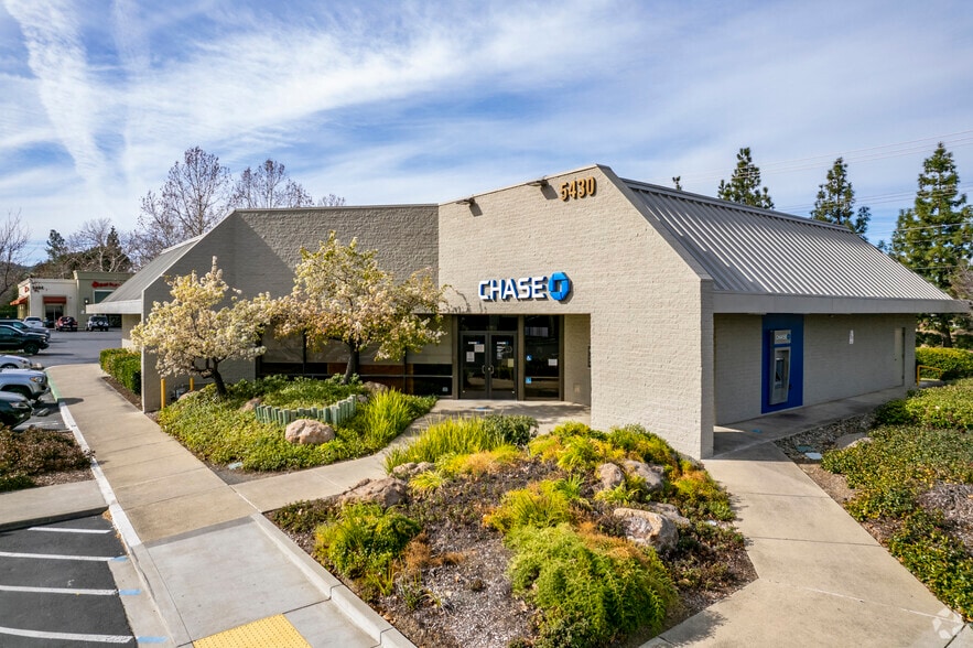 More Photos Of 5400 Ygnacio Valley Rd, Concord Unknown For Lease