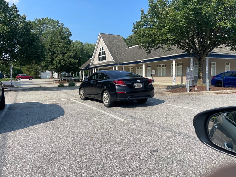 More Photos Of 325 Gambrills Rd, Gambrills Office For Sale