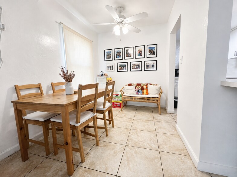 More Photos Of 1507 Pearl St, Bakersfield Apartments For Sale