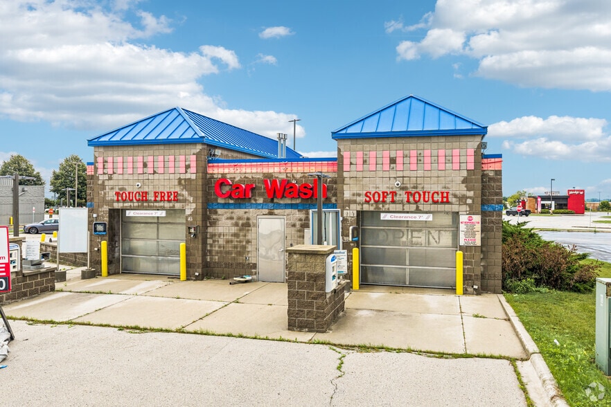 More Photos Of 3632 S Taylor Dr, Sheboygan Carwash For Sale