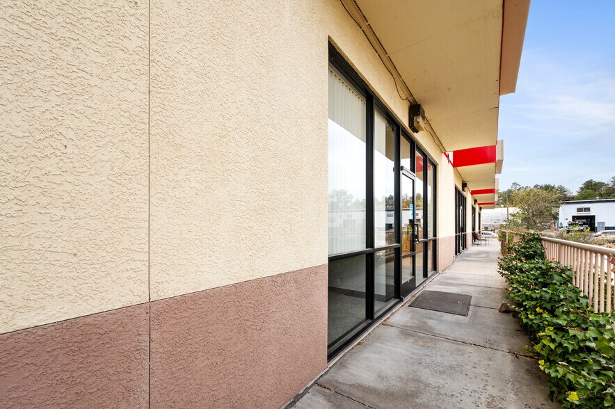 More Photos Of 371 Garden St, Prescott Storefront Retail Office For Sale