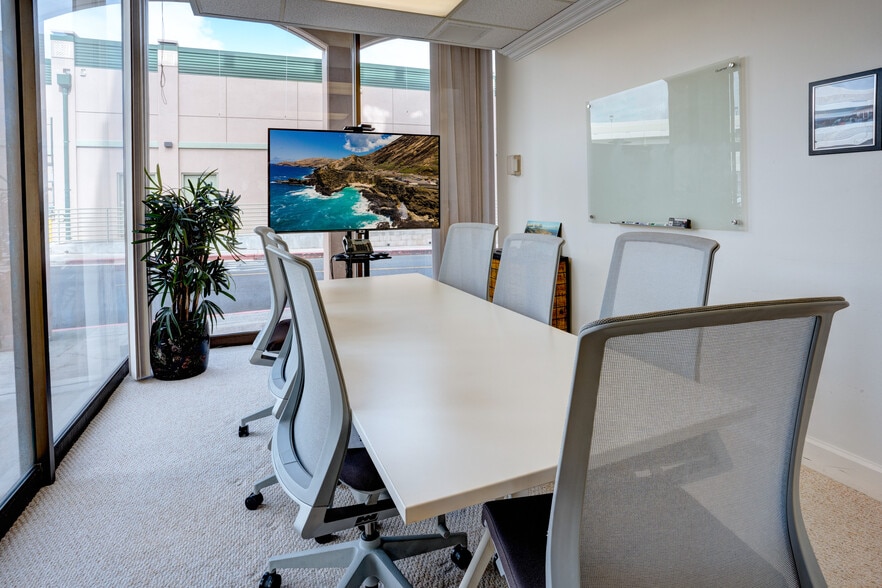 More Photos Of 4211 Waialae Ave, Honolulu Office For Lease