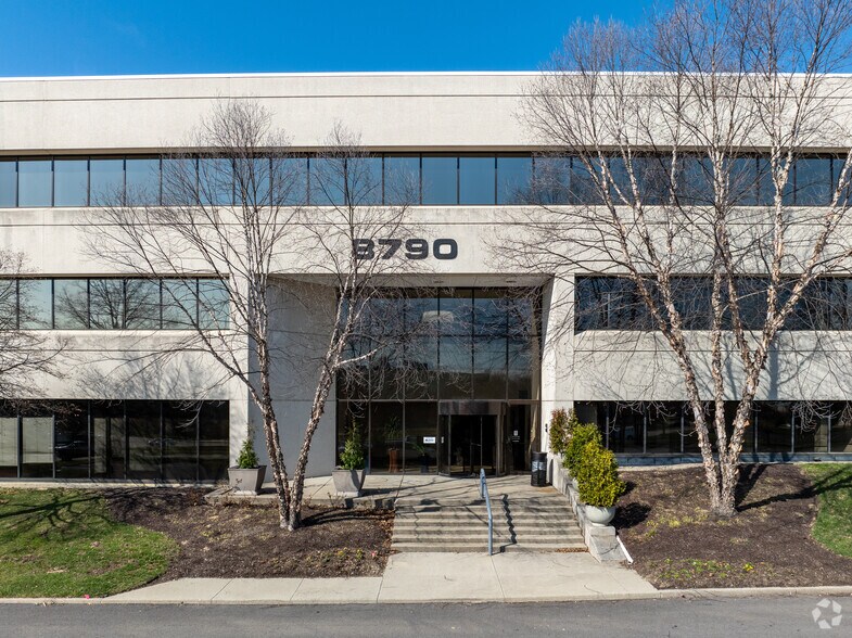 More Photos Of 8790 Governors Hill Dr, Cincinnati Office For Sale
