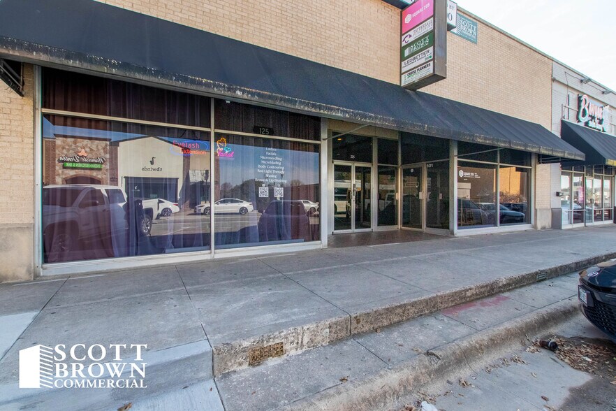 More Photos Of 225 W Hickory St, Denton Loft Creative Space For Lease