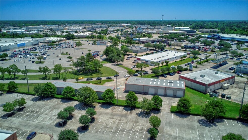 More Photos Of 4055 Old Dowlen Rd, Beaumont Warehouse For Sale