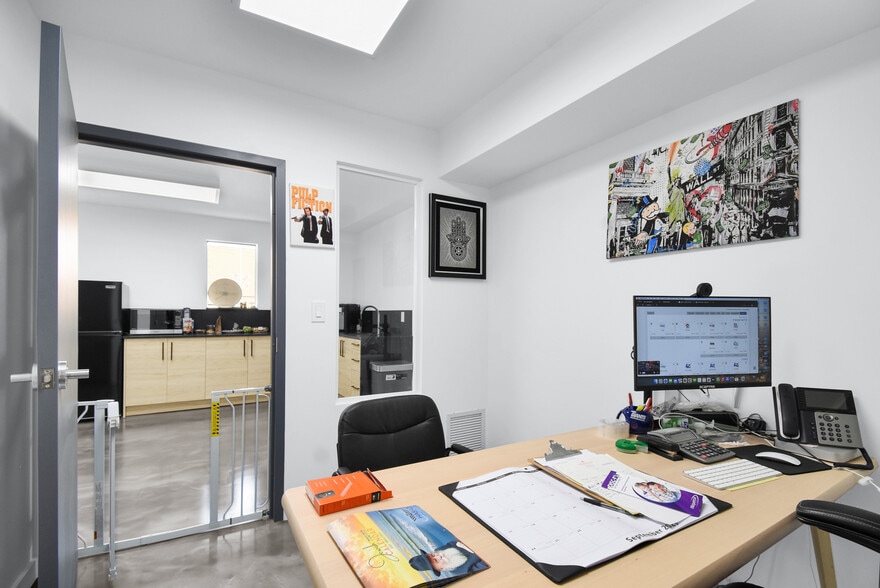 More Photos Of 2990 Griffin Rd, Fort Lauderdale Storefront Retail Office For Sale