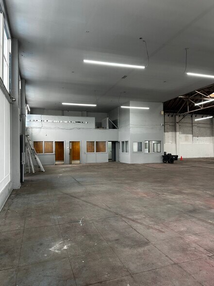 More Photos Of 1750 E 12th St, Oakland Service For Sale