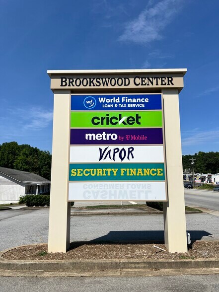 More Photos Of 6811 Calhoun Memorial Hwy, Easley Unknown For Lease