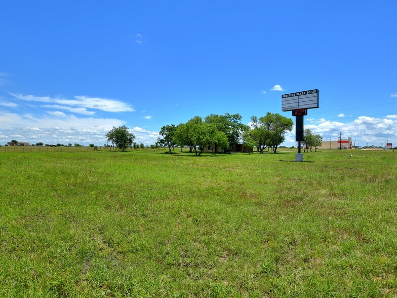 More Photos Of 9270 San Marcos Hwy, Fentress Land For Sale