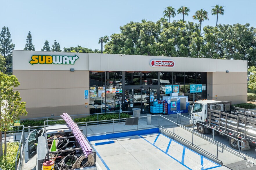 More Photos Of 51-115 Technology Dr W, Irvine Unknown For Lease