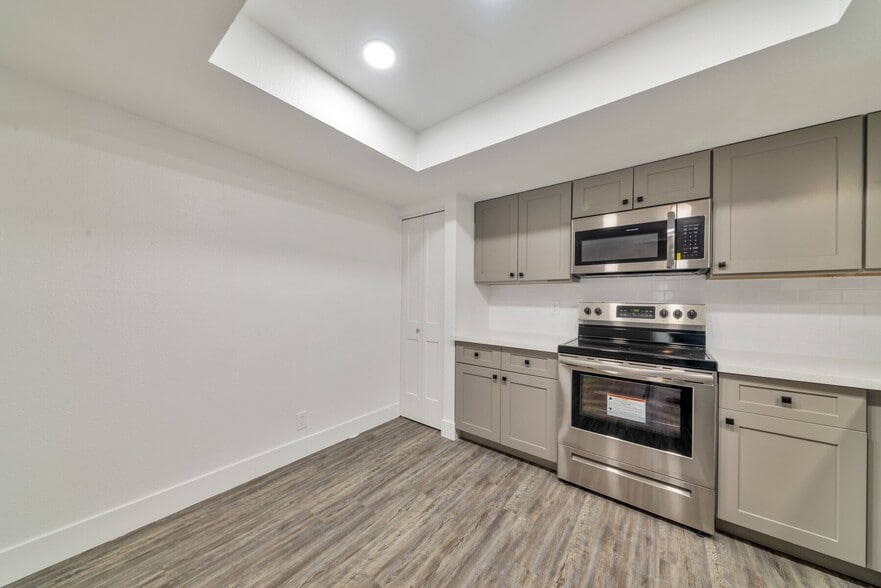 More Photos Of 1001 W Flint St, Chandler Apartments For Sale